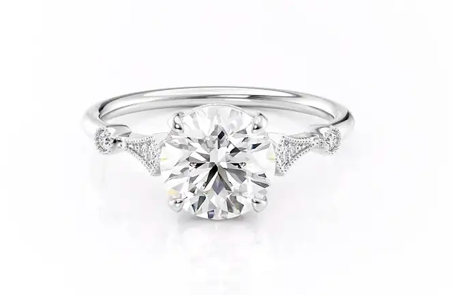 Choosing Moissanite for Your Engagement Ring?