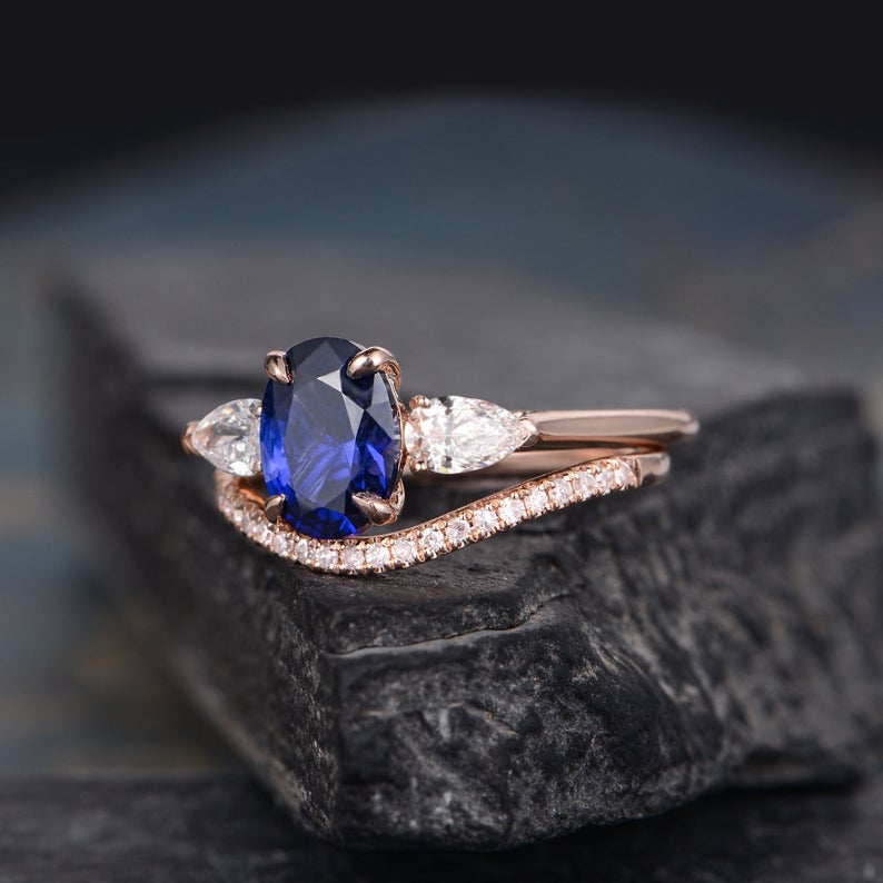 Blue Sapphire Bridal Ring Set, Oval Cut