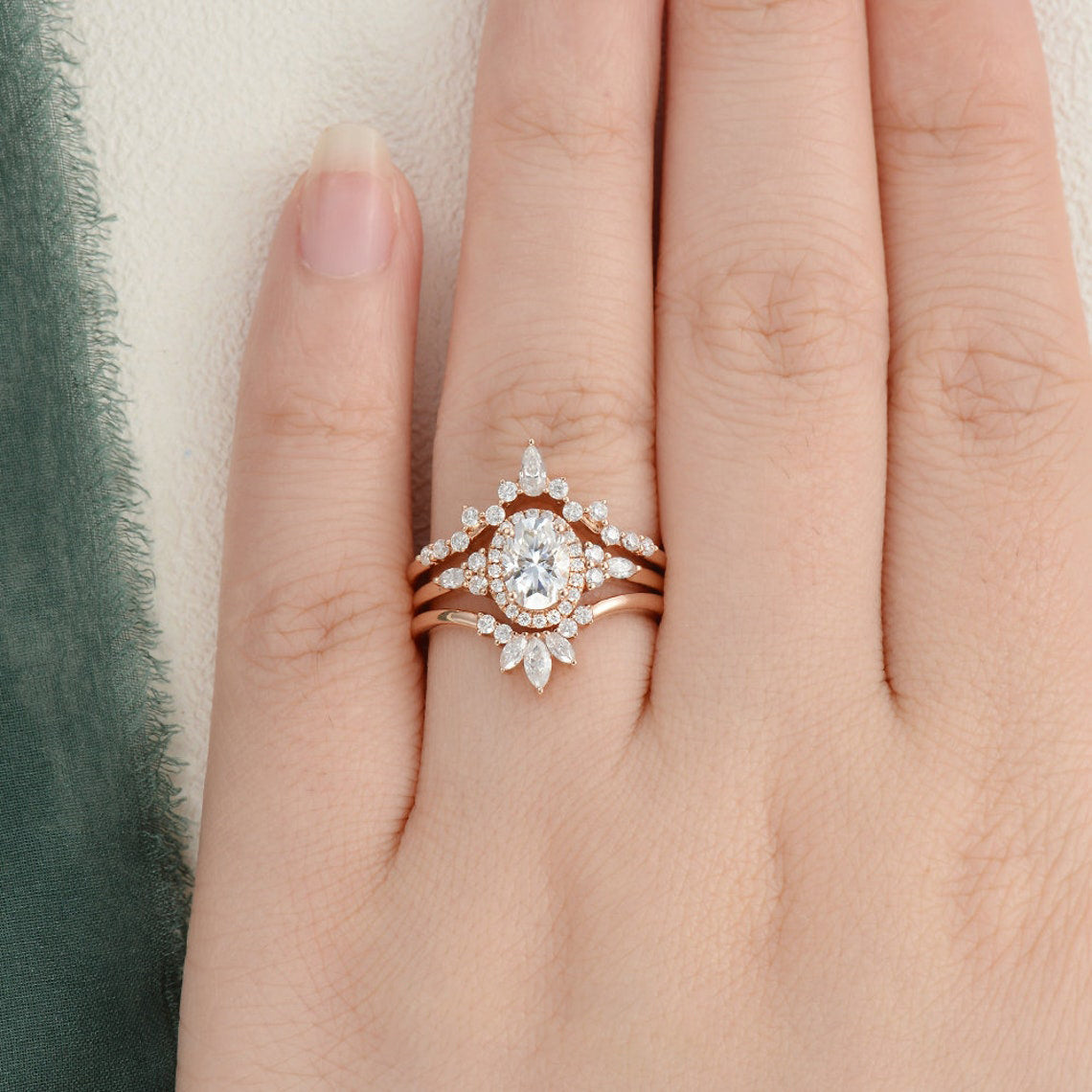 3pcs Vintage Style Bridal Ring Set, Round Cut Center Stone