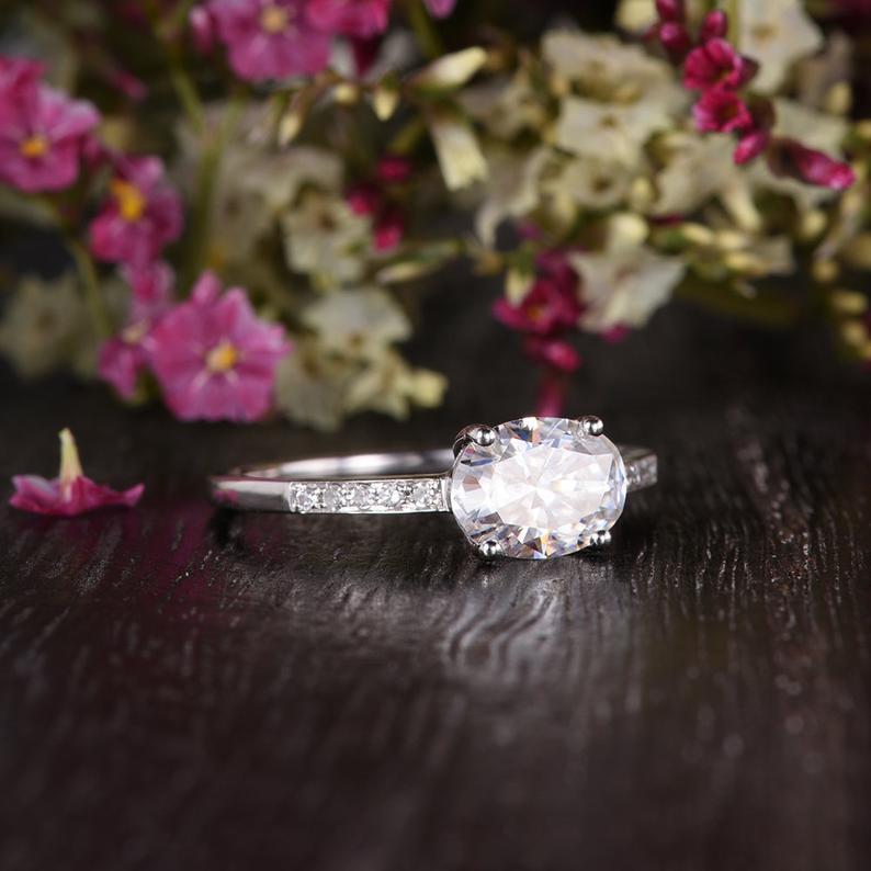 Oval Cut Moissanite Engagement Ring, Vintage Design