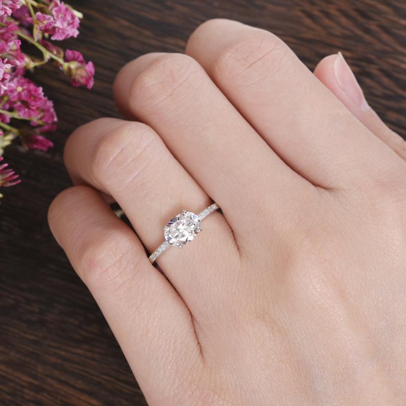Oval Cut Moissanite Engagement Ring, Vintage Design