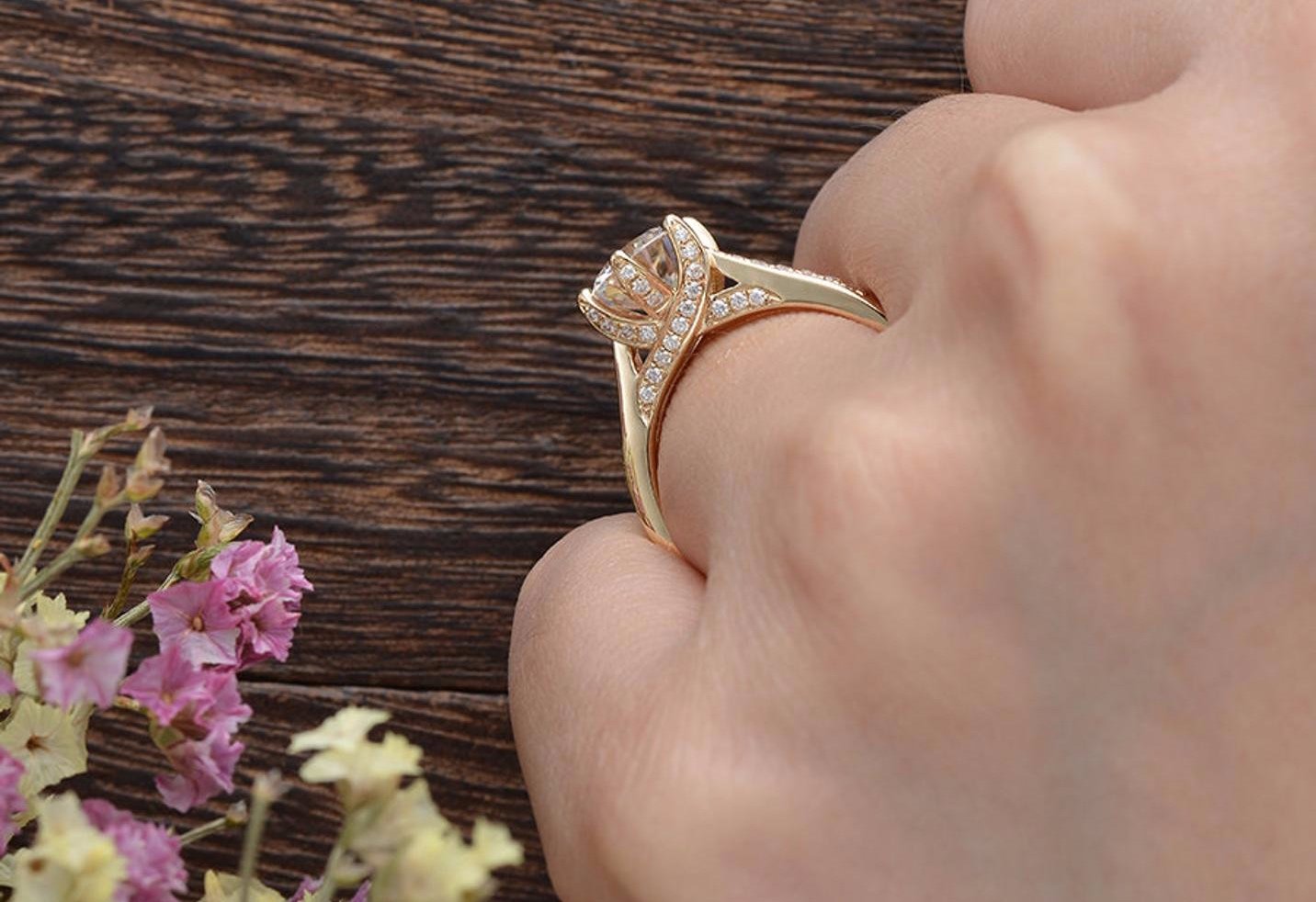 Round Cut Moissanite Engagement Ring, Vintage Six Claw Design