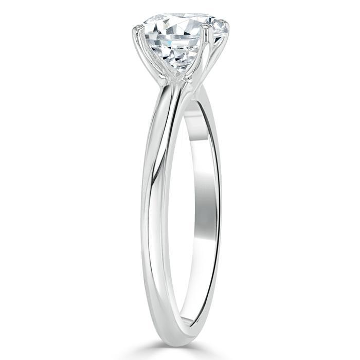 Round Cut Moissanite Engagement Ring, Classic Style