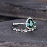 Vintage Inspired Emerald Bridal Ring Set