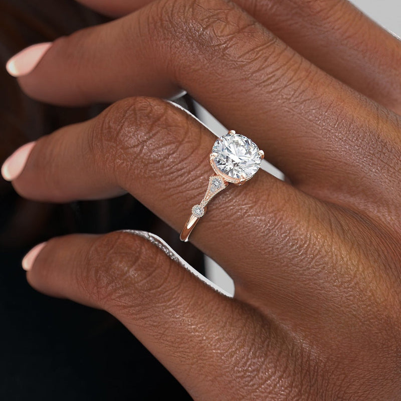 Round Cut Moissanite Vintage Design