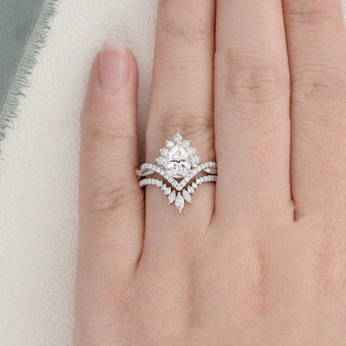 Vintage Style Bridal Ring Set, Oval Cut Center Stone