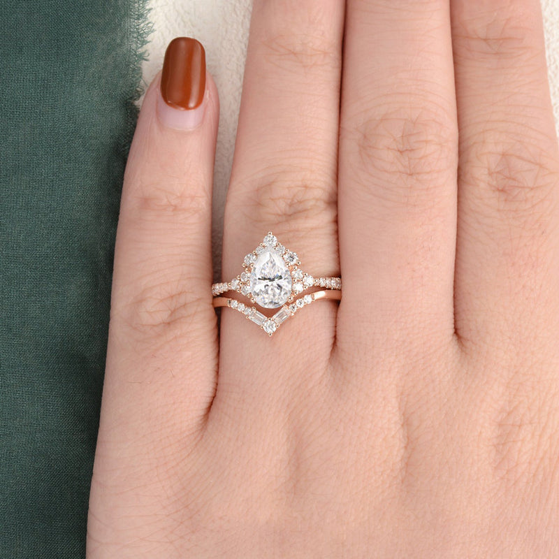 Vintage Style Bridal Ring Set, Pear Cut Center Stone