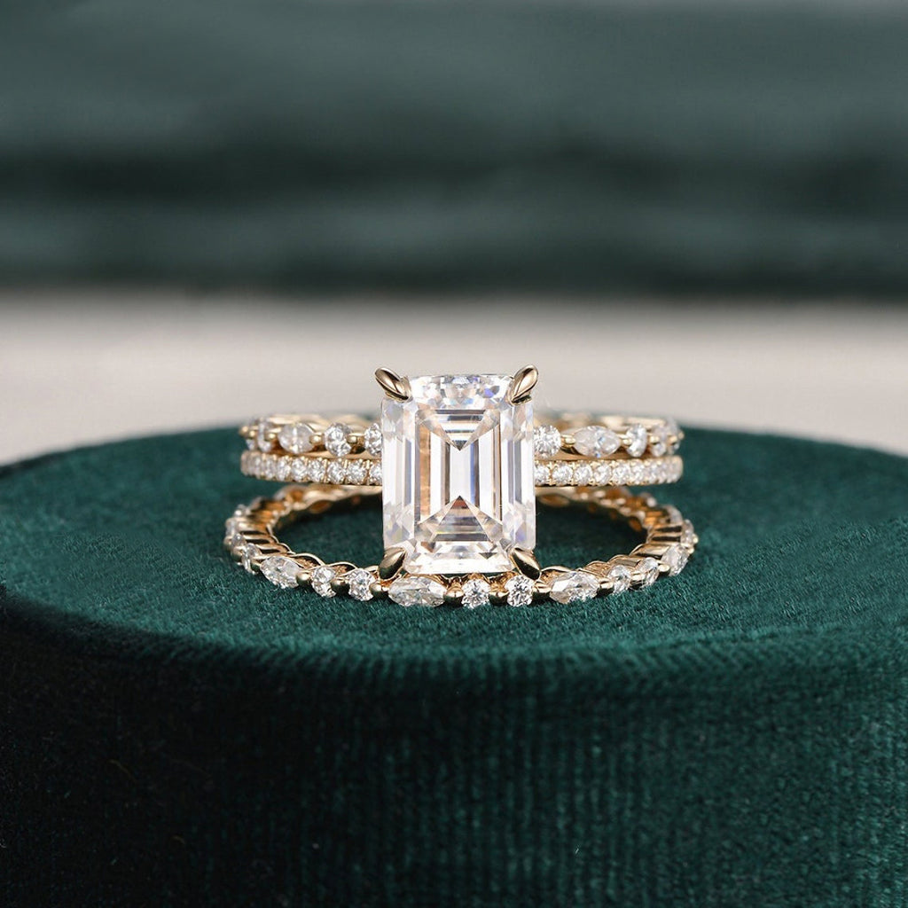Bridal Ring Set, Emerald Cut Center Stone – Flawless Moissanite