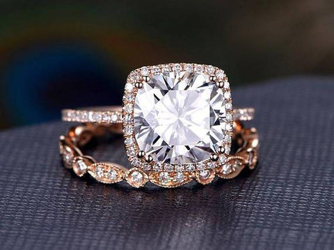 Cushion Cut Halo Ring Set, Vintage Style Band1