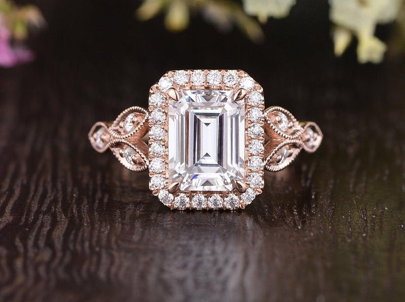 Art deco engagement rings emerald cut discount